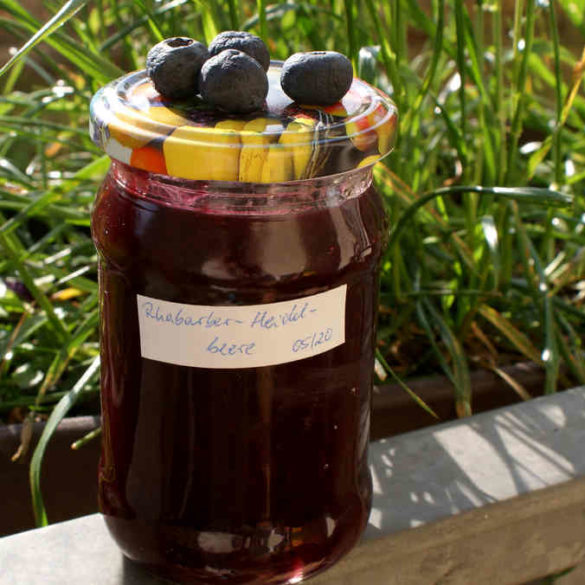 Rhabarber-Birne-Mango Marmelade - Rezept » BASTELRADO